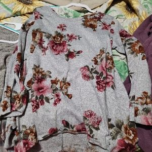 Flowered long sleeve blouse